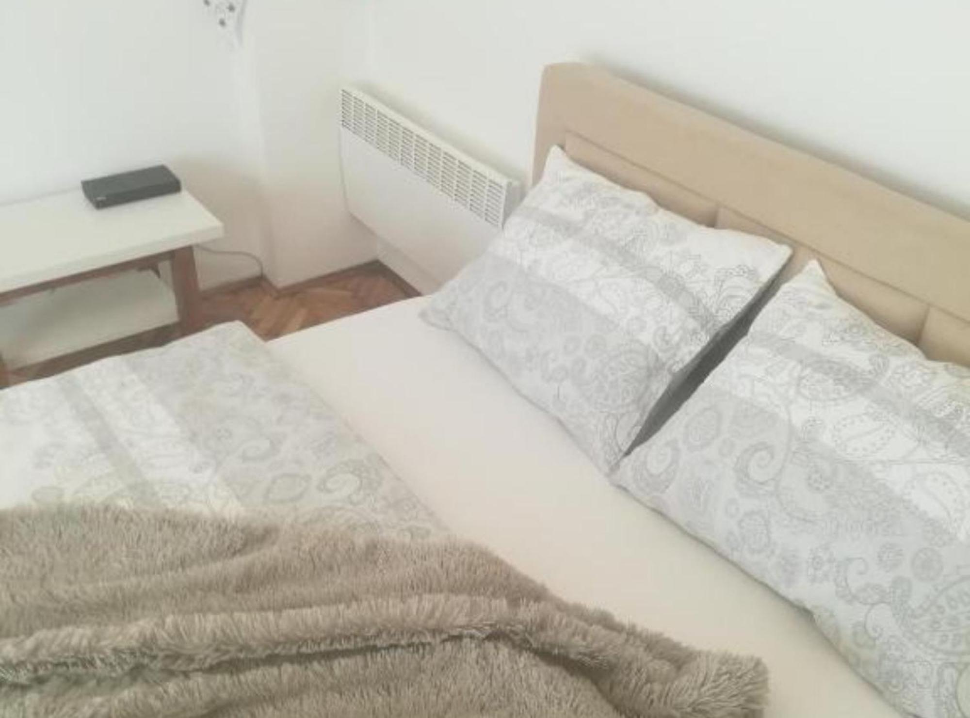 Apartman Olymp Osijek-Garaza Bagian luar foto
